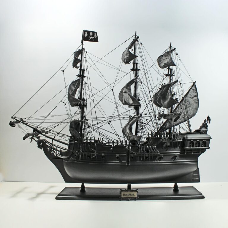 Maquette de bateau en bois faite à la main du Black Pearl
