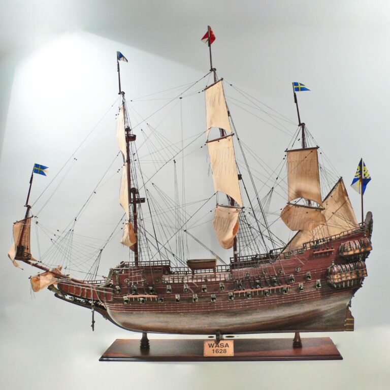 Maquette de bateau en bois faite à la main du Wasa