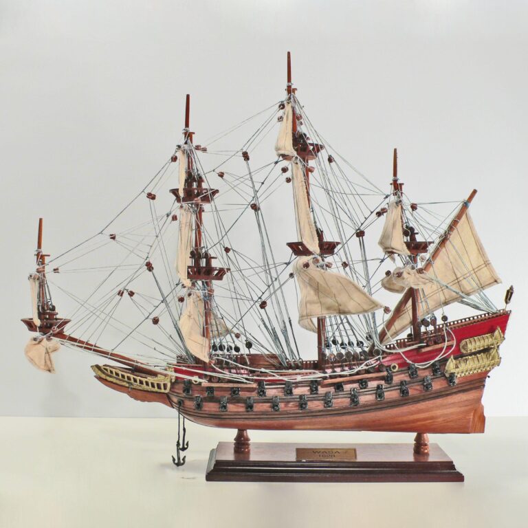 Maquette de bateau en bois faite à la main du Wasa (rot)