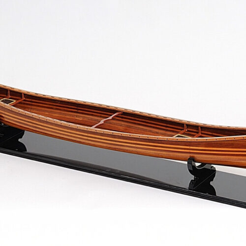 Maquette de bateau en bois faite à la main du canoe